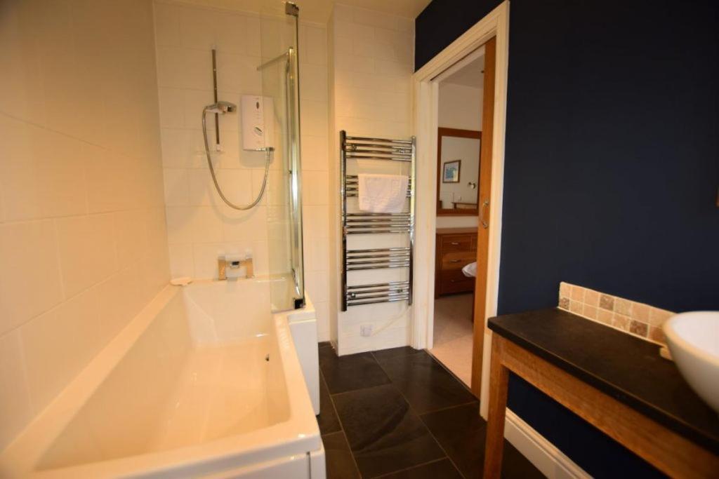 Farra Grain, Little Langdale Villa ภายนอก รูปภาพ